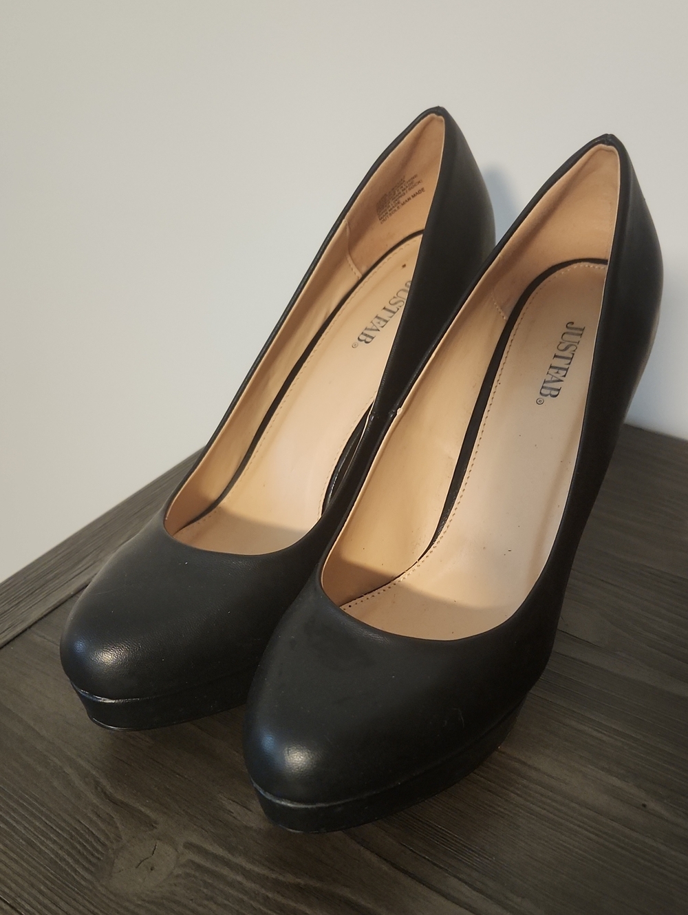 JustFab Black Platform Round-Toe Pumps